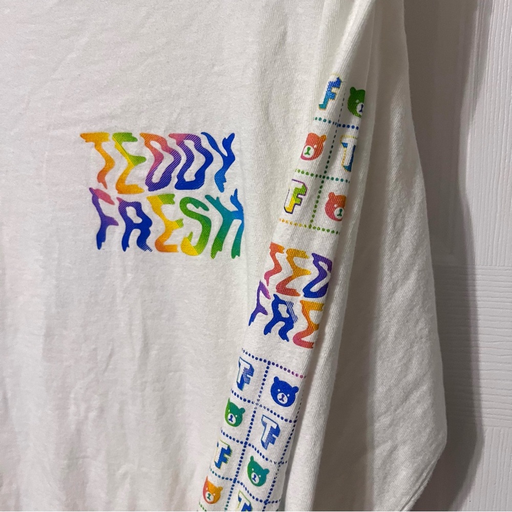 Teddy Fresh Long Sleeve Spellout Logo T Shirt White Rainbow Size medium - Picture 5 of 10